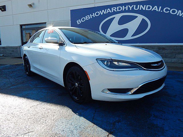 Pre Owned 2015 Chrysler 200 Limited Bh Hyundai 405 634 8900