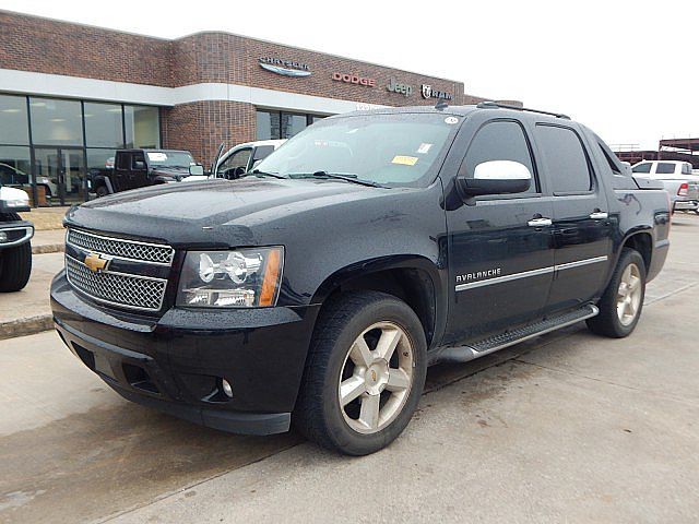 2013 Chevrolet Avalanche Ltz >> Pre Owned 2013 Chevrolet Avalanche Ltz Bob Howard Dodge 405 936 8900 Rear Wheel Drive Pickup Truck Offsite Location 2013 Chevrolet Avalanche Ltz >> Pre Owned 2013 Chevrolet Avalanche Ltz Bob Howard Dodge 405 936 8900 Rear Wheel Drive Pickup Truck Offsite Location